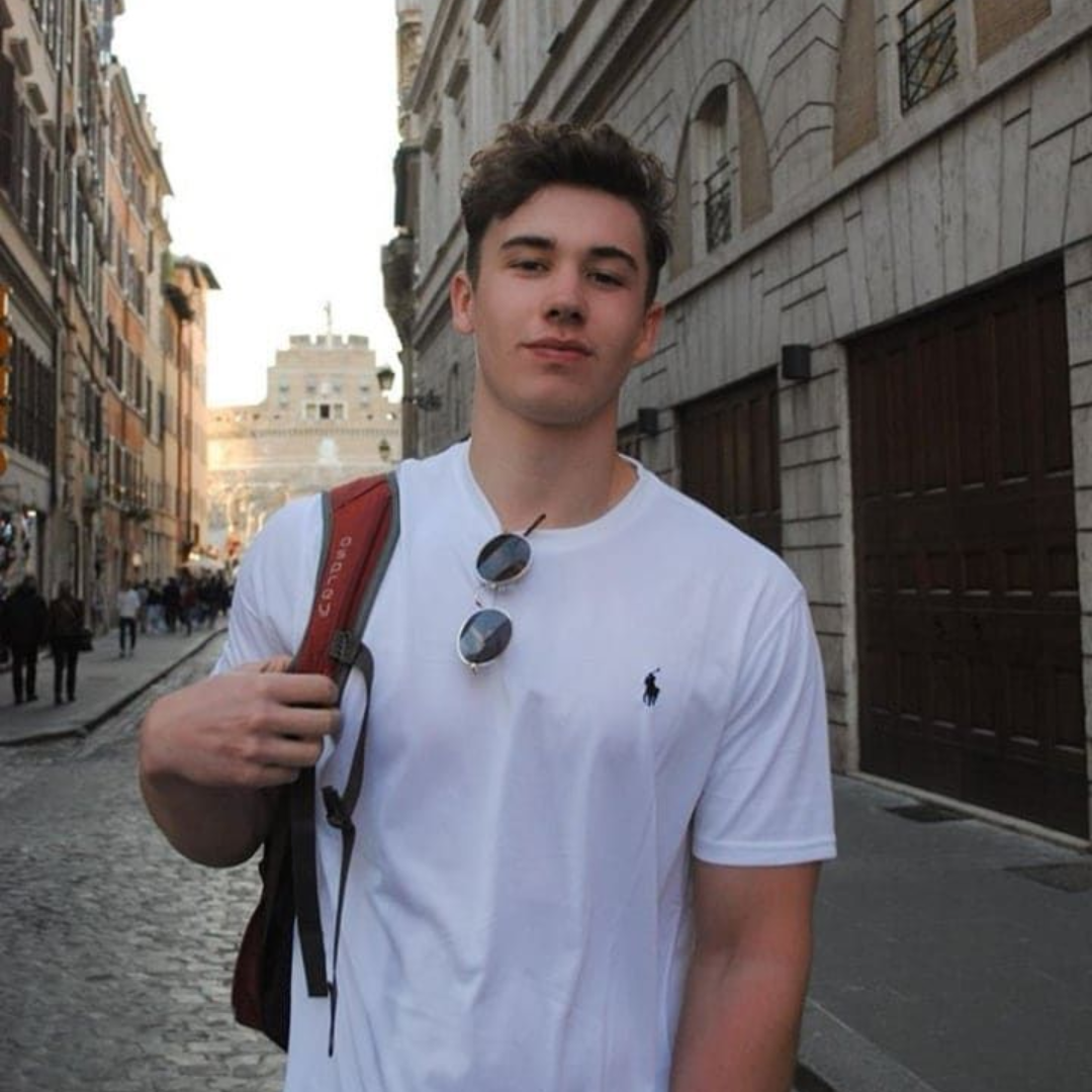 <strong>Marco F</strong>